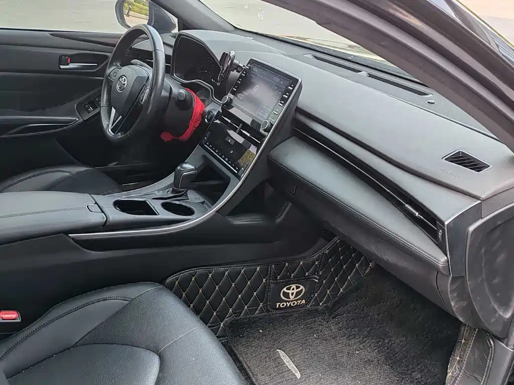 Toyota Avalon — миниатюра 7