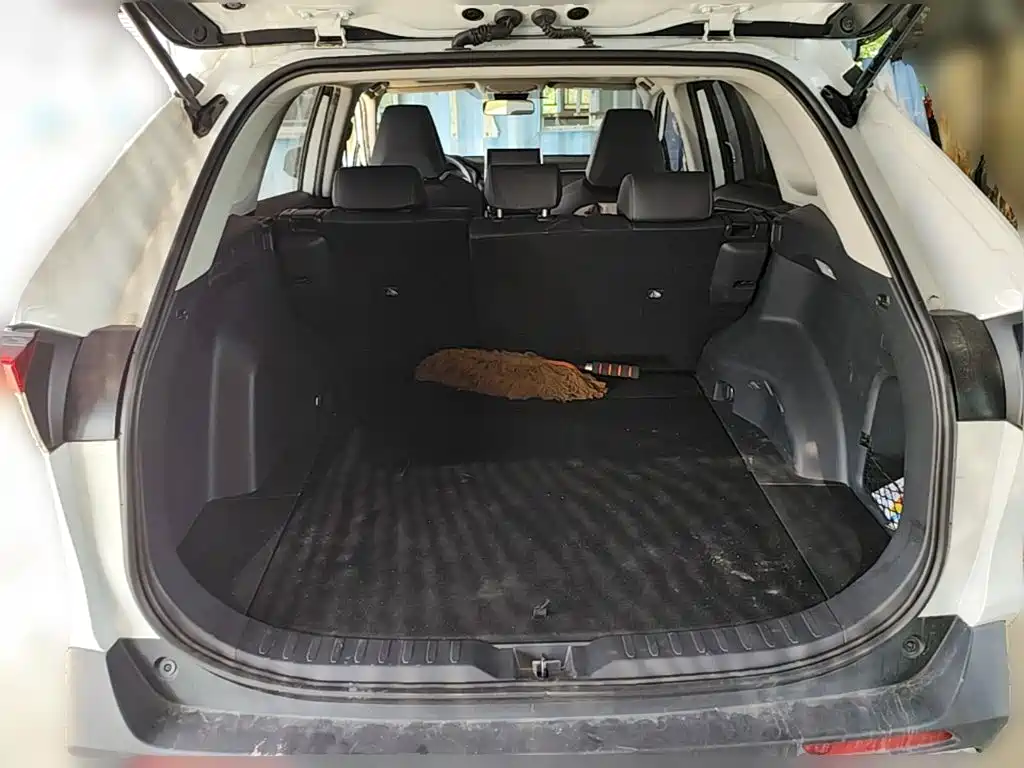 Toyota RAV4 — миниатюра 24