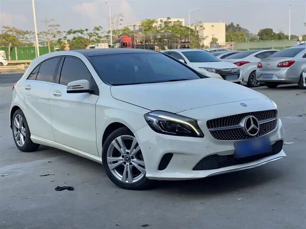 MERCEDES-BENZ A CLASS