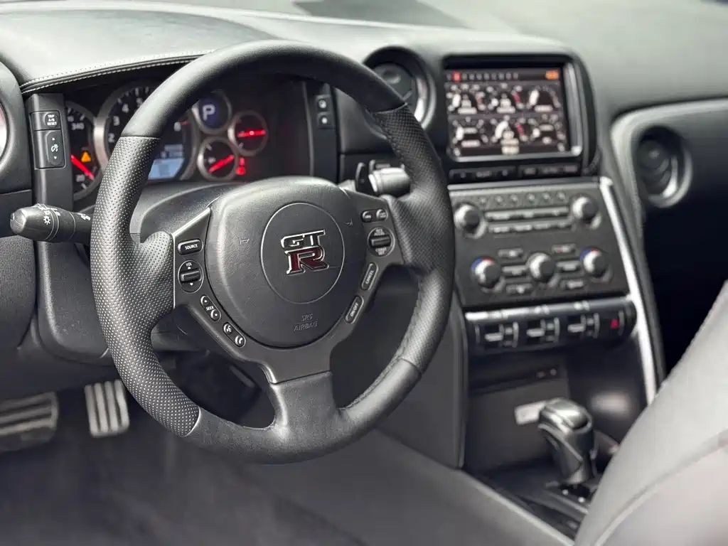 Nissan GT-R 2014 3.8T Premium Edition