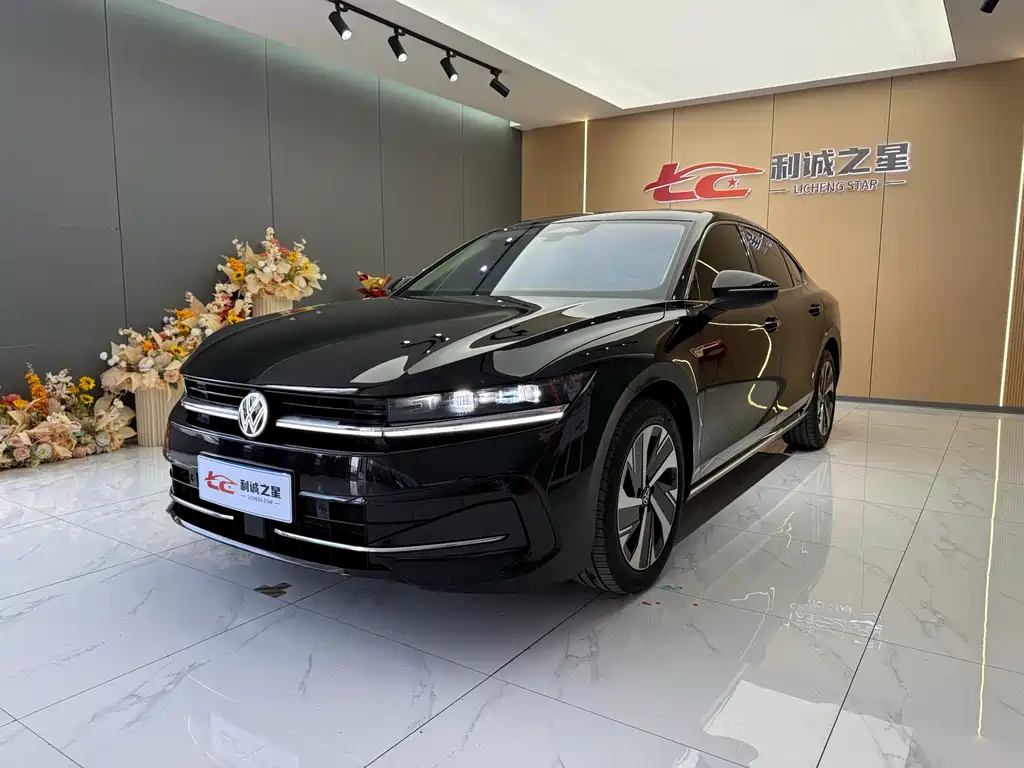 Volkswagen Magotan 2025