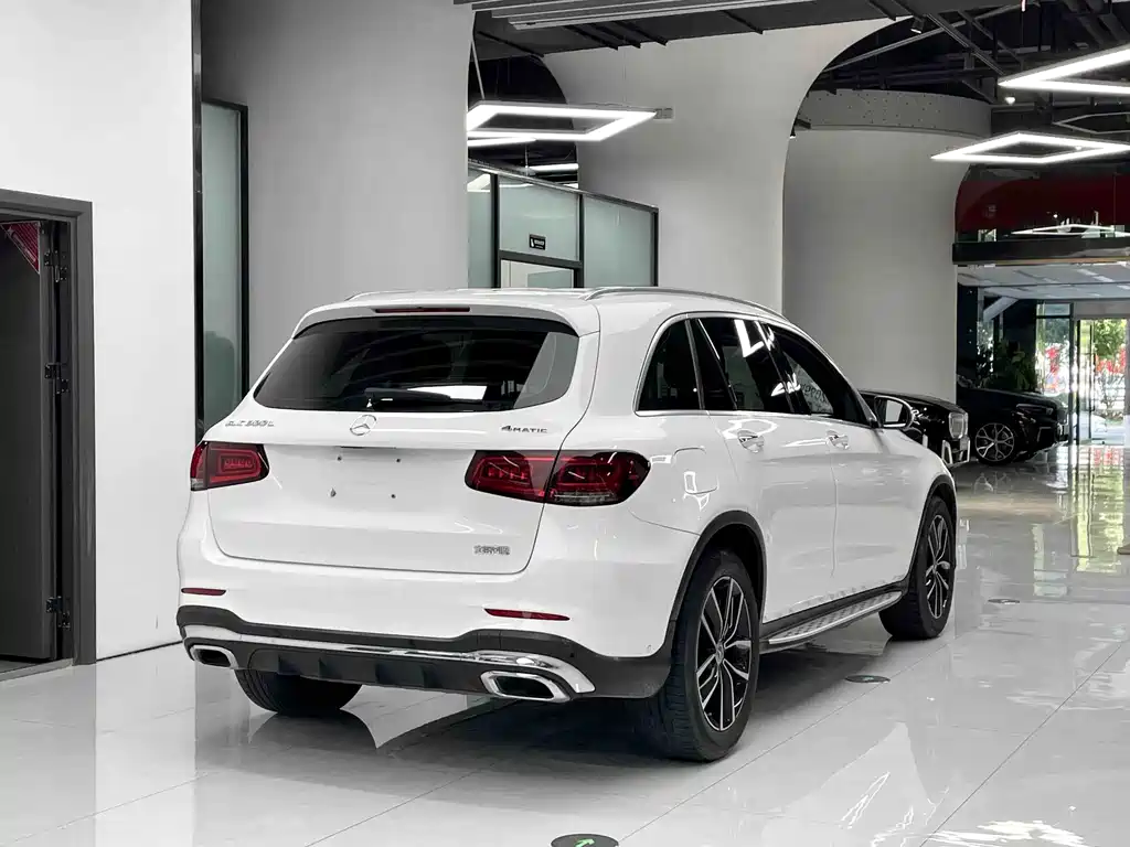 Mercedes-Benz GLC — миниатюра 11