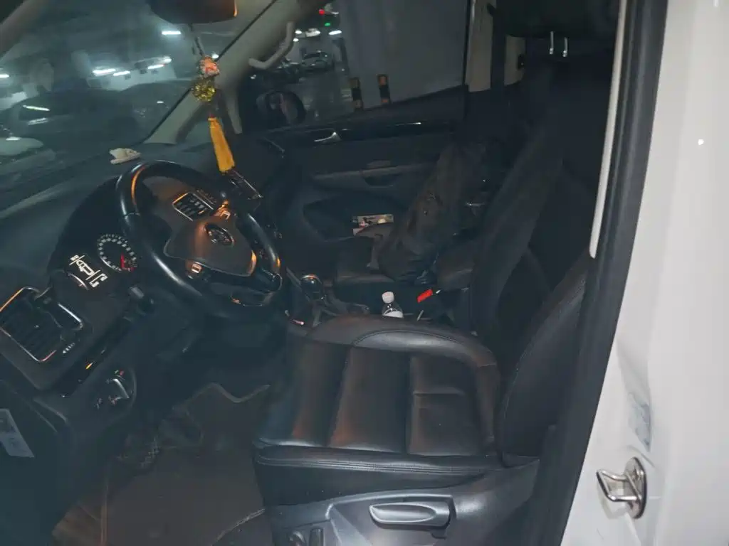 Volkswagen Sharan — миниатюра 11