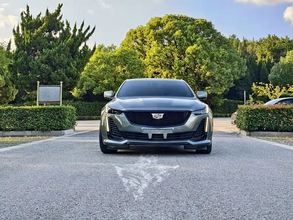 Cadillac CT5 — миниатюра 2