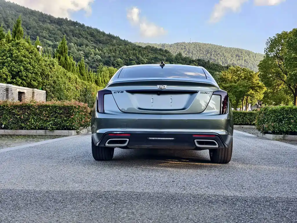 Cadillac CT5 — миниатюра 5