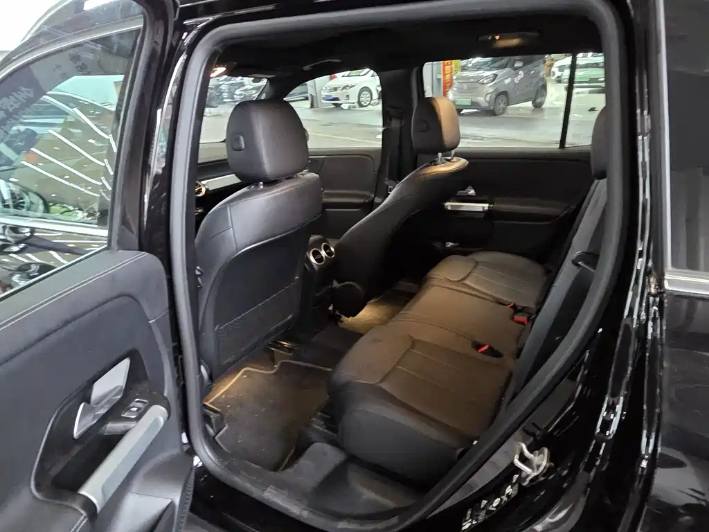 Mercedes-Benz GLB 2025 GLB 220 Fashion