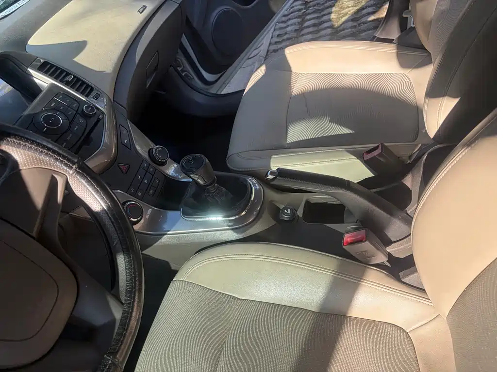 Chevrolet Cruze — миниатюра 17