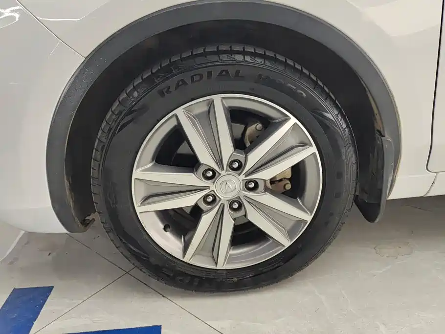 Changan Eado XT — миниатюра 6