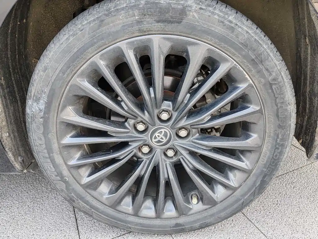 Toyota Avalon — миниатюра 10