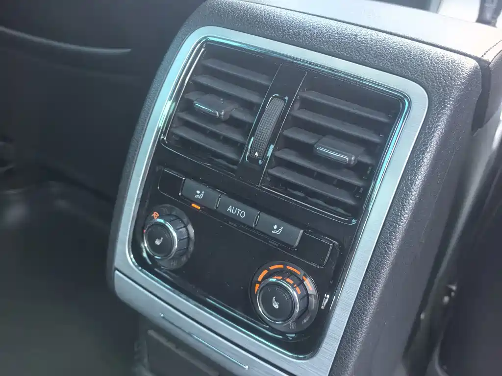 Volkswagen Passat — миниатюра 11
