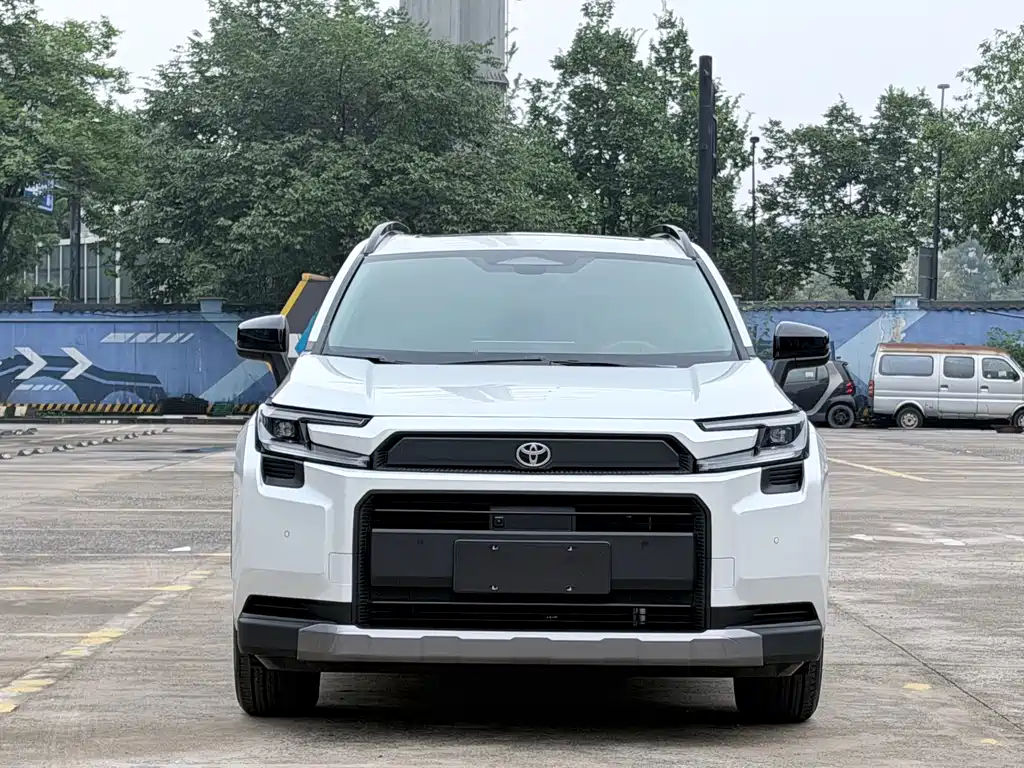 Toyota RAV4 2026 2.5L Luxury