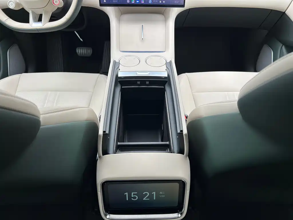 XIAOMI CAR XIAOMI YU7