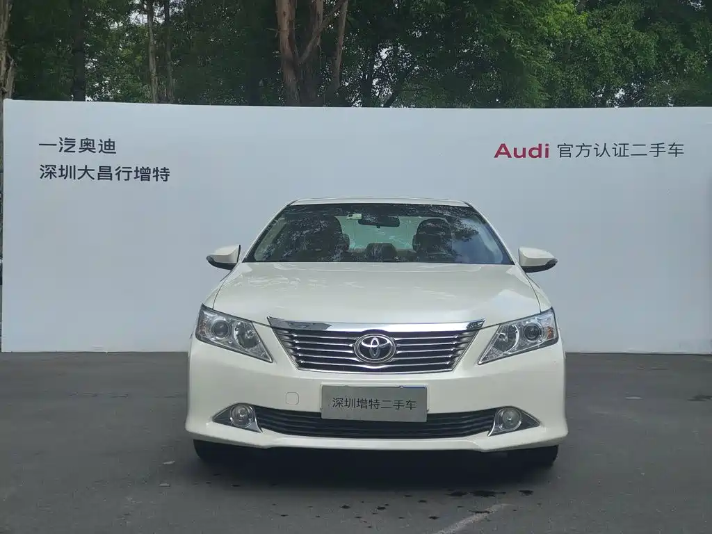 Toyota Camry — миниатюра 2
