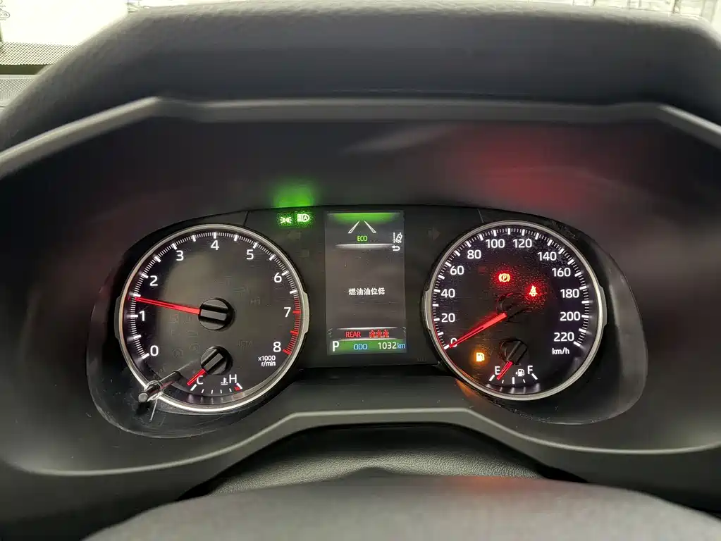 TOYOTA RAV4 RONGFANG