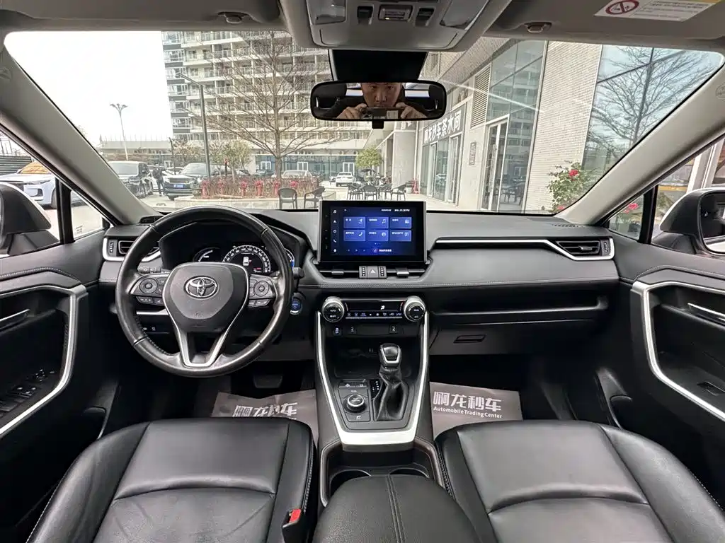 TOYOTA RAV4 RONGFANG