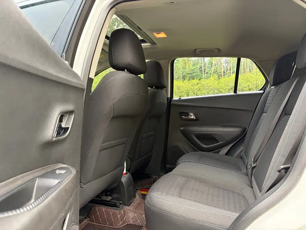 Chevrolet Trax — миниатюра 8