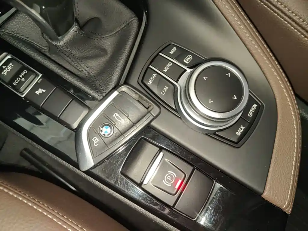 BMW X1 — миниатюра 9