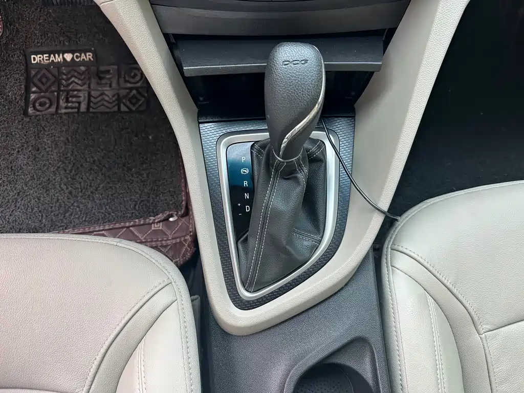 Buick Excelle — миниатюра 13