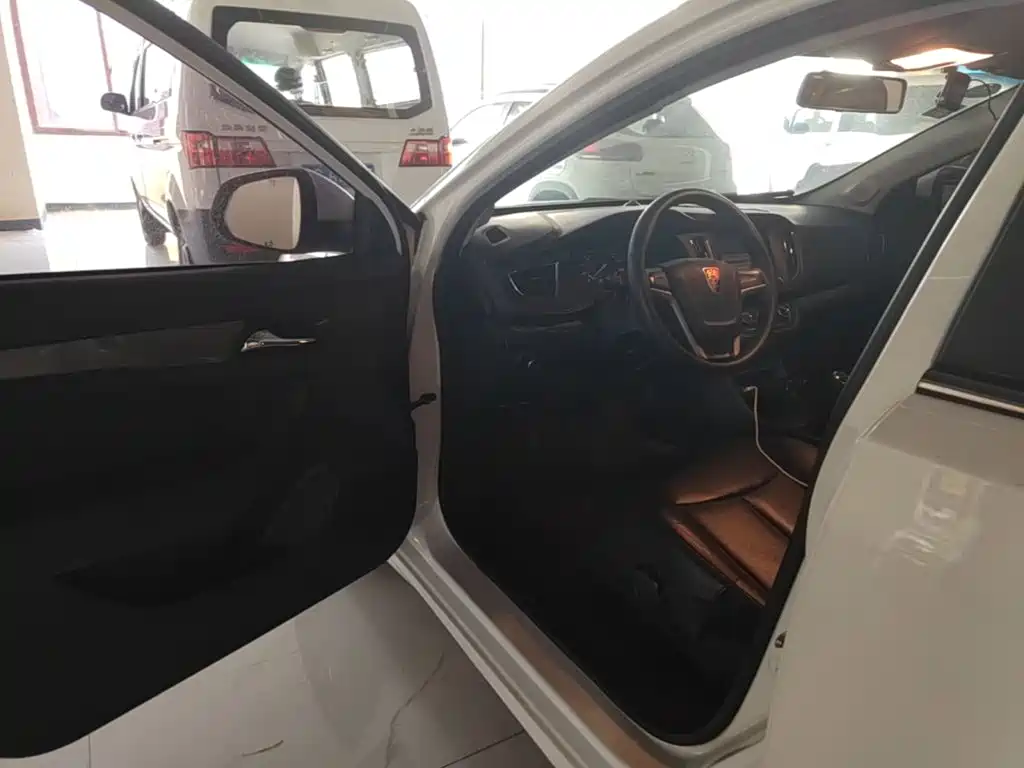 Roewe 360 — миниатюра 18