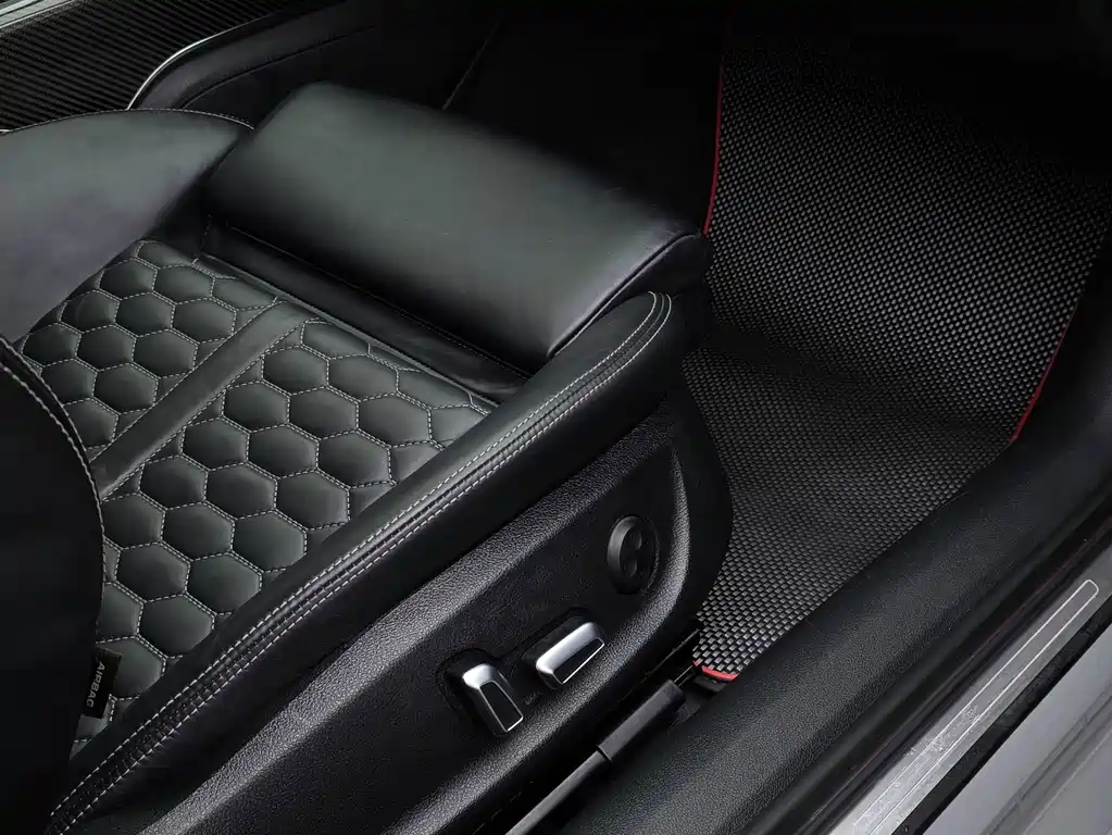 Audi RS 6 — миниатюра 8