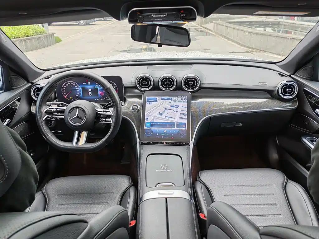 Mercedes-Benz C-Class — миниатюра 16