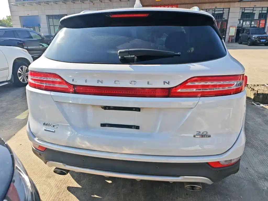 Lincoln MKC — миниатюра 6