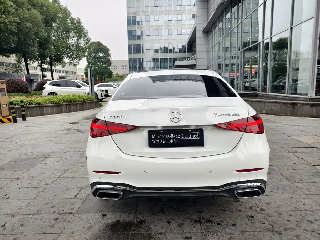 Mercedes-Benz C-Class — миниатюра 20