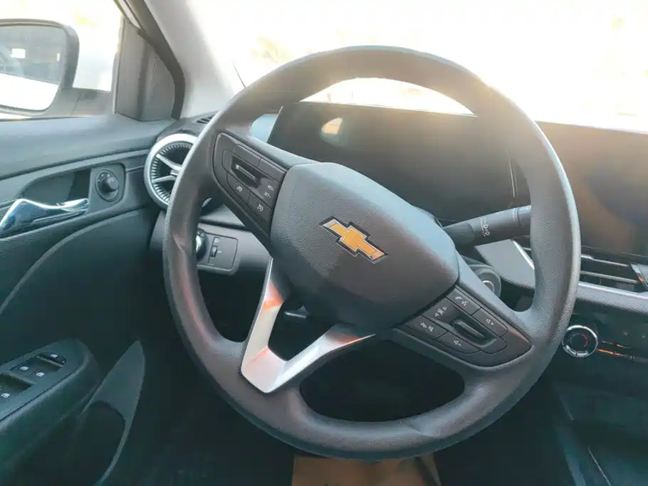 Chevrolet Monza — миниатюра 15