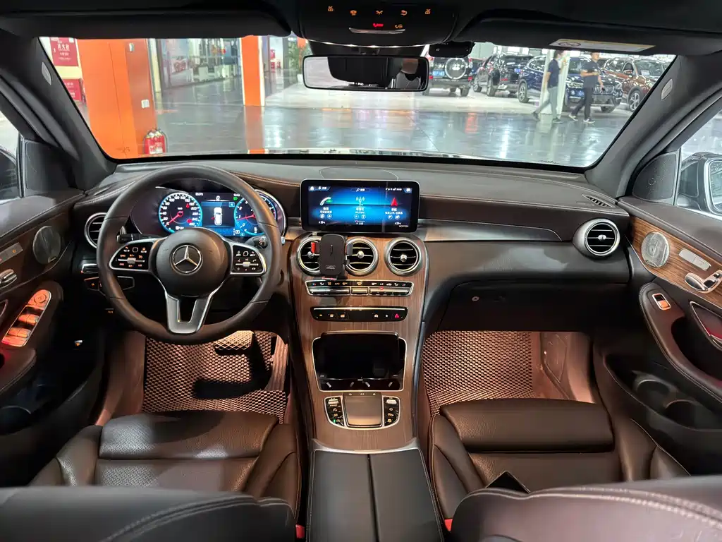 Mercedes-Benz GLC — миниатюра 11