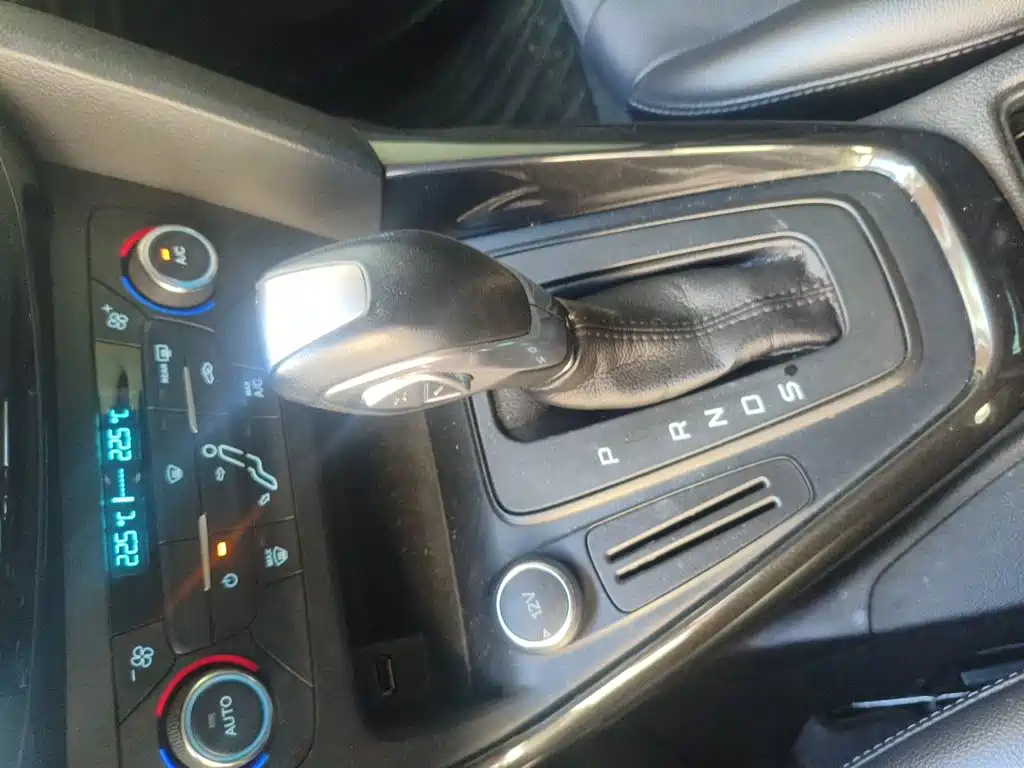 Ford Focus — миниатюра 10