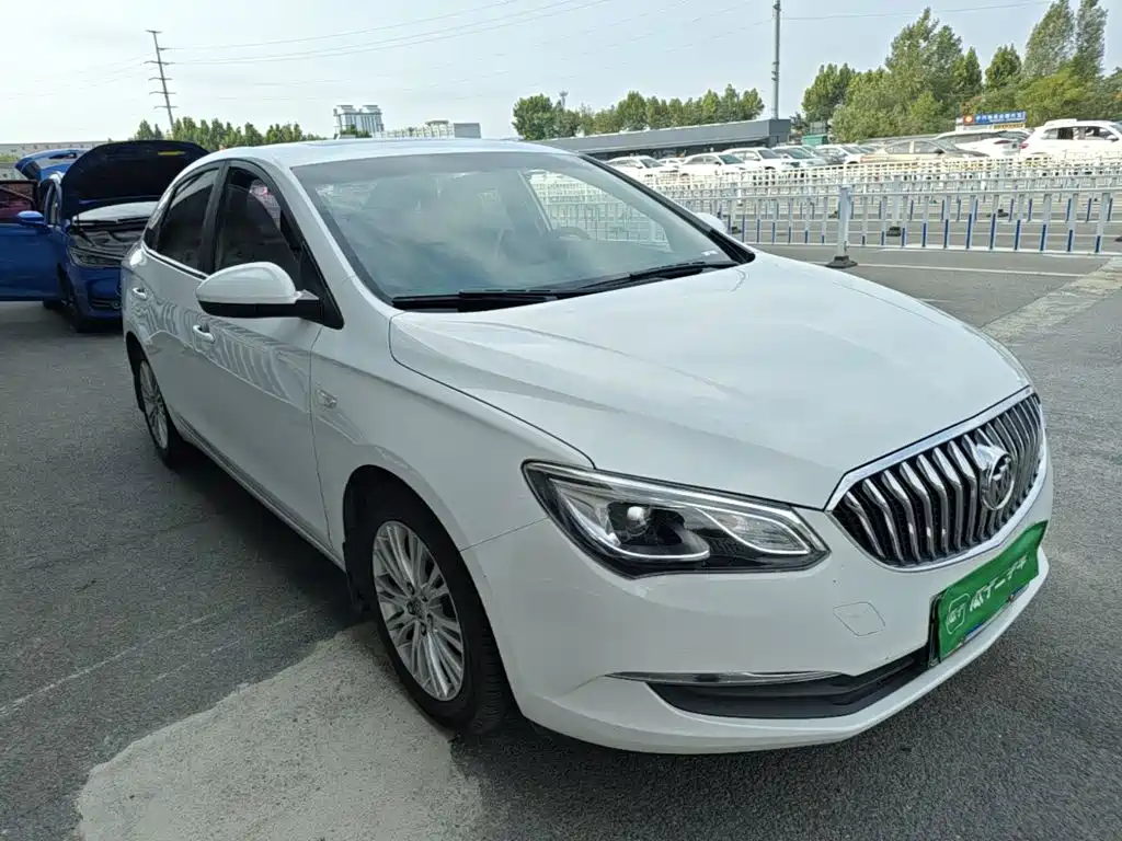 Buick Excelle — миниатюра 4
