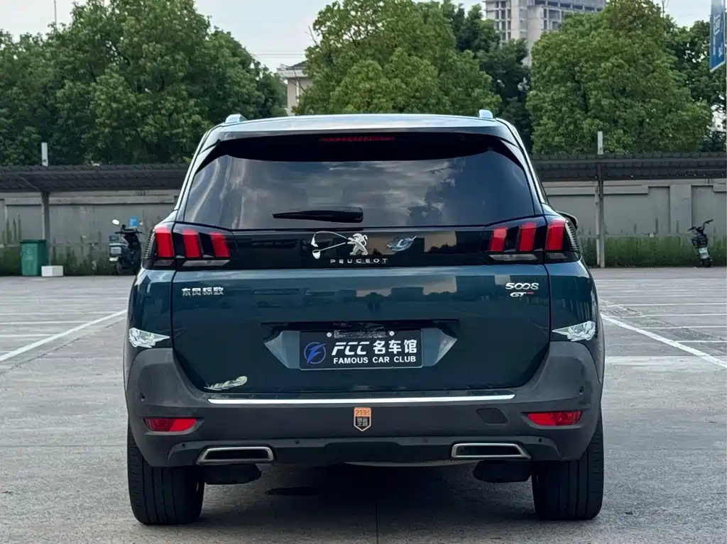 Peugeot 5008 — миниатюра 5