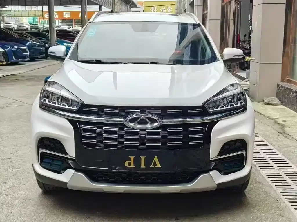 CHERY TIGGO 8