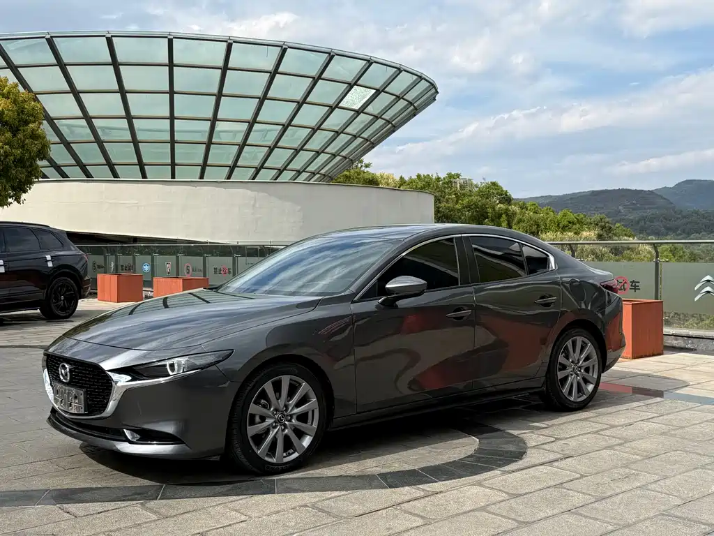 Mazda 3 Axela 2020
