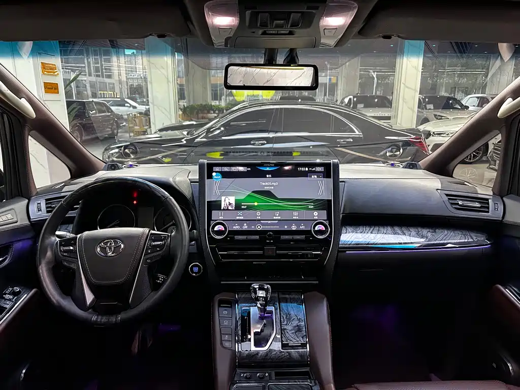 Toyota Alphard 2015 3.5L Luxury
