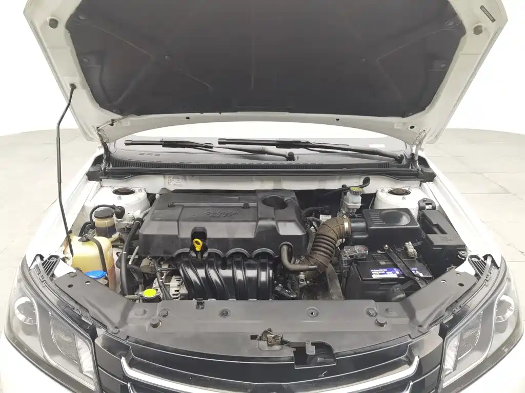 Geely Emgrand — миниатюра 6