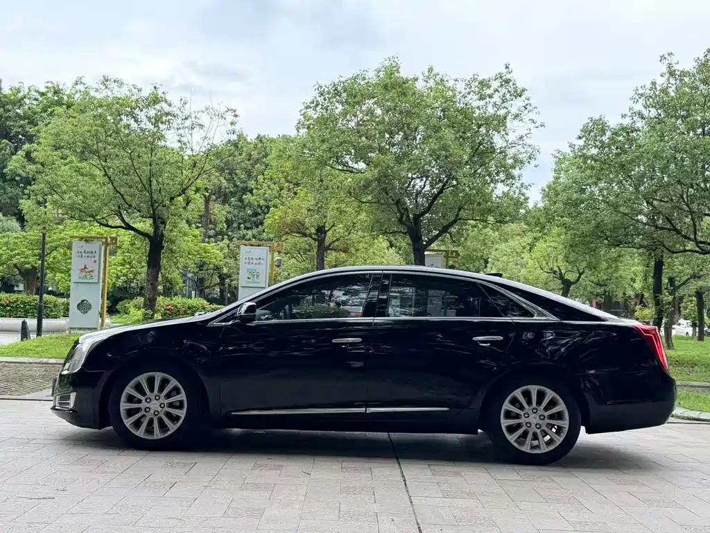 Cadillac XTS — миниатюра 11