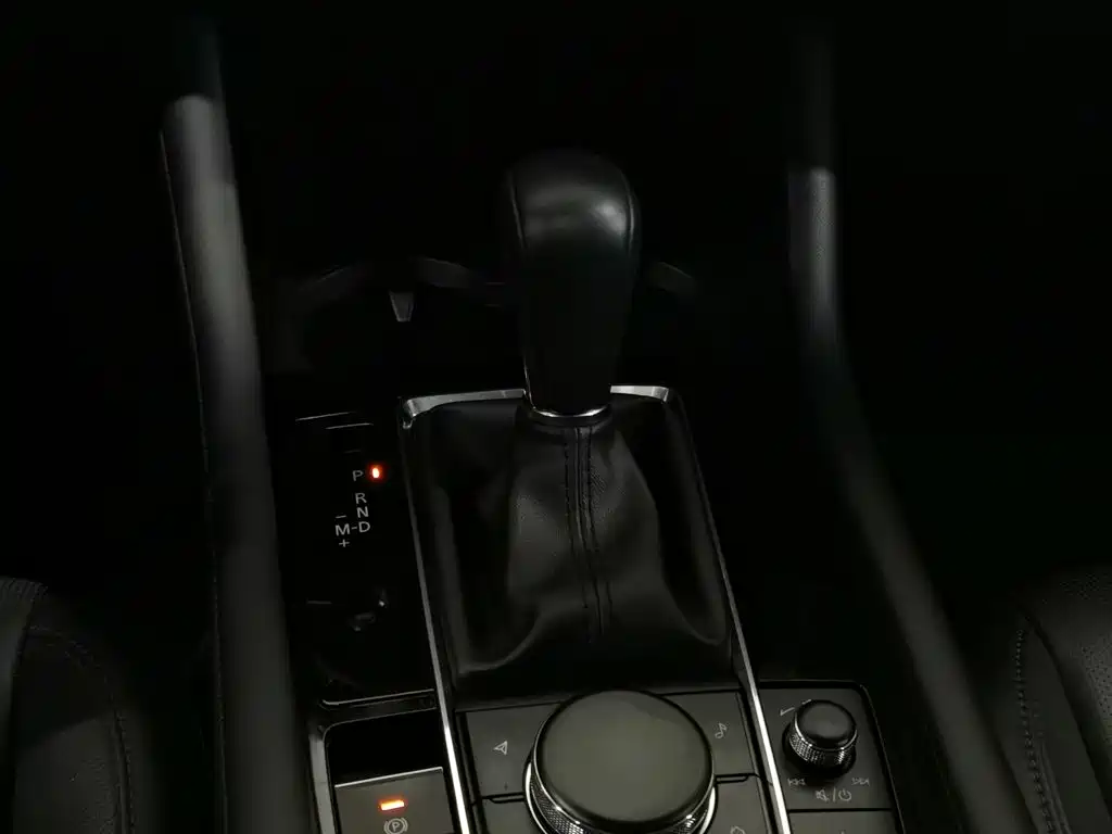 Mazda 3 Axela — миниатюра 13