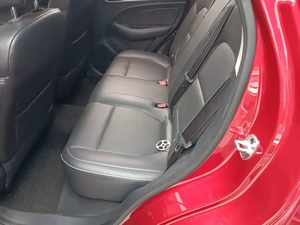 MG ZS — миниатюра 17