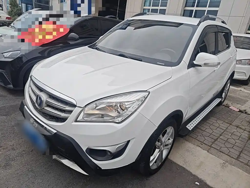 Changan CS35 — миниатюра 2