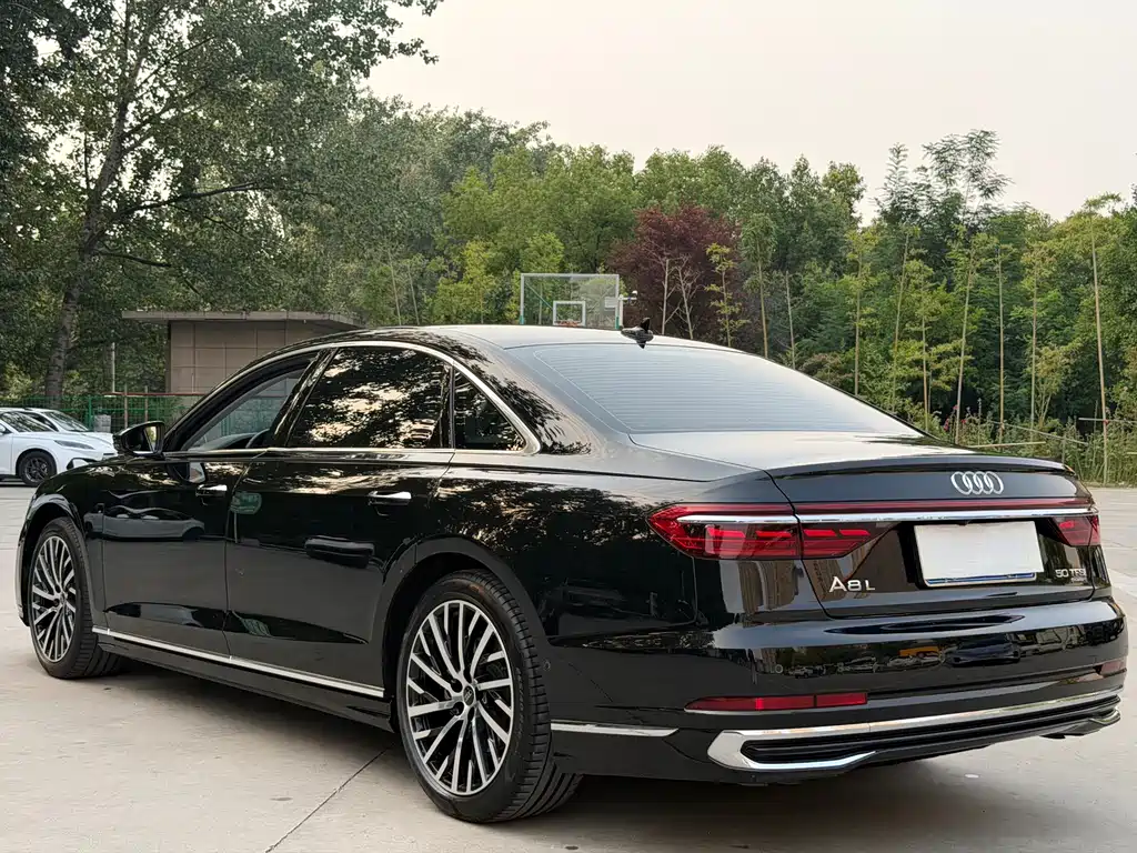 Audi A8 2024 A8L 50 TFSI quattro