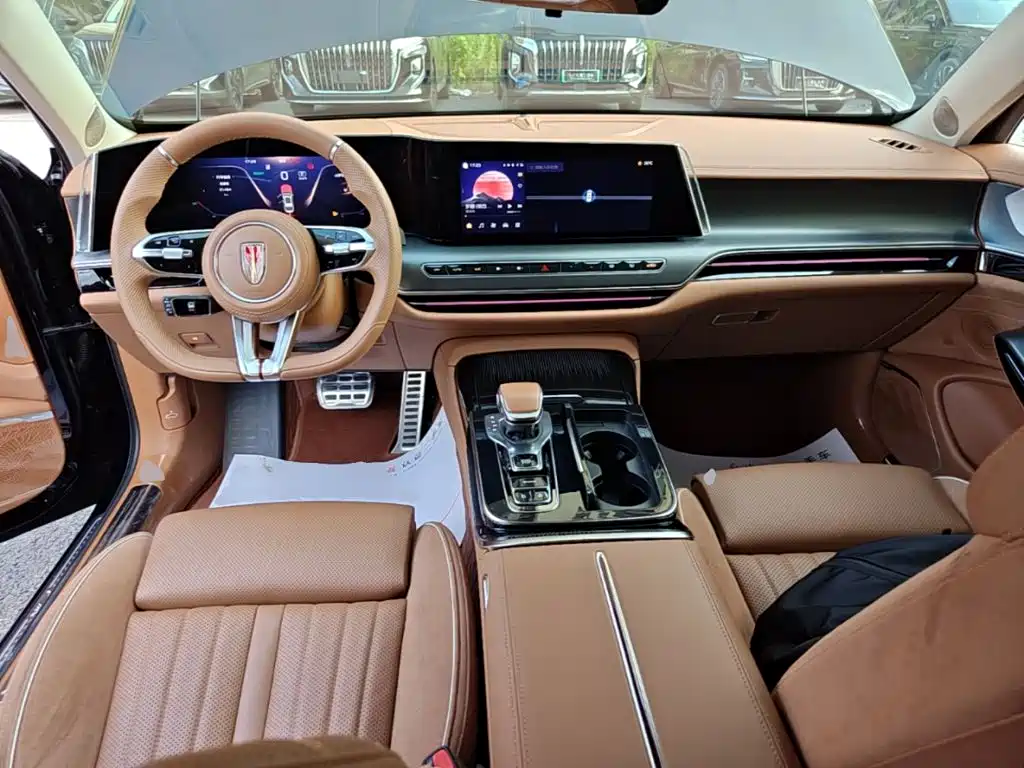 Hongqi H9 2025 2.0T 5 мест
