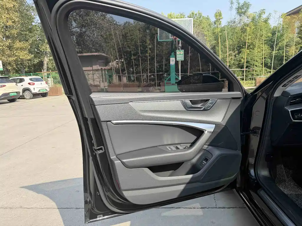 Audi A6L — миниатюра 8