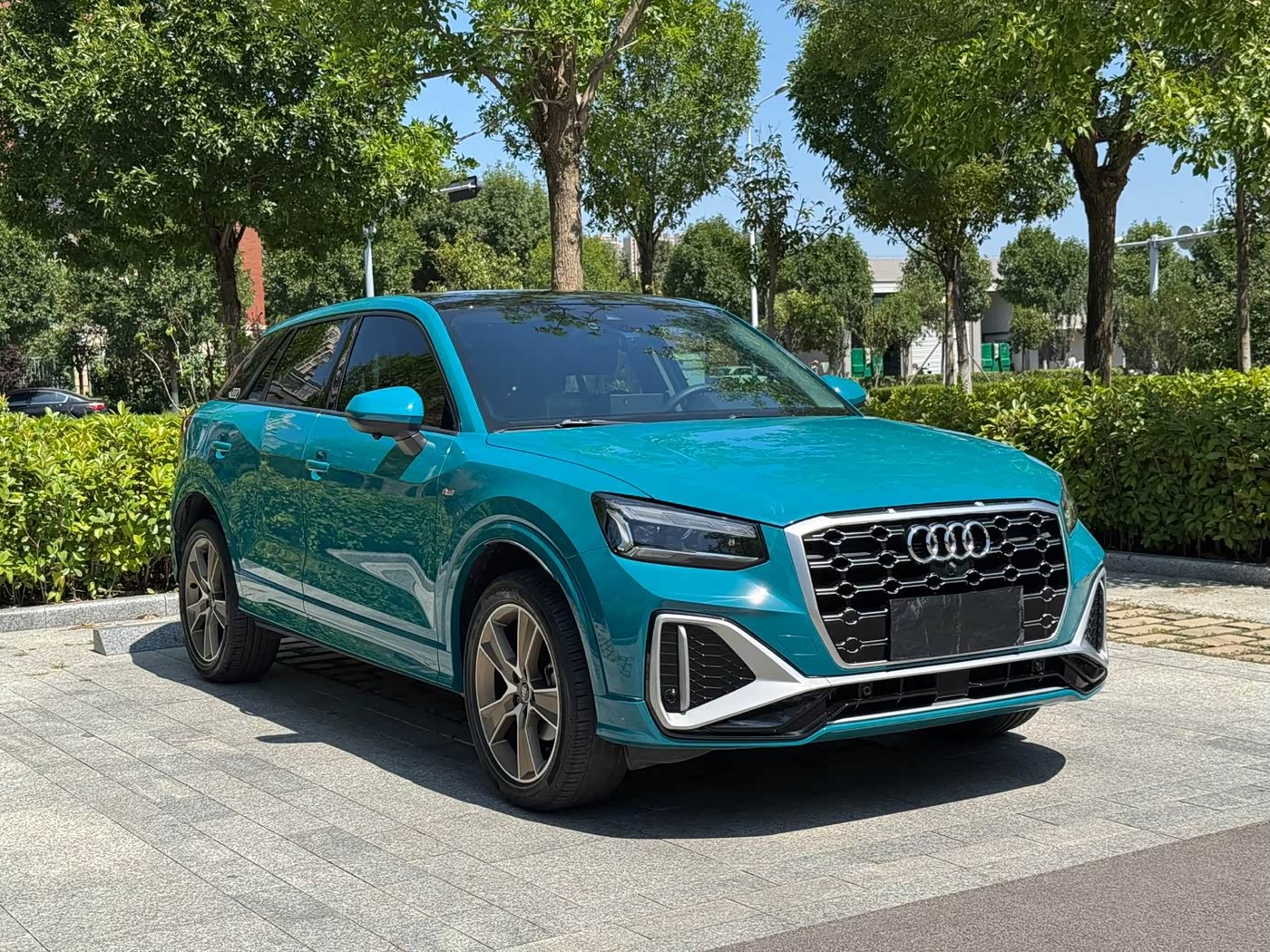 Audi Q2L 1.4 л 2022 г. Голубой, пробег 34000 км