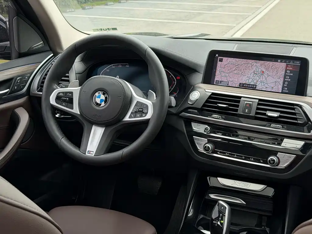 BMW X3 — миниатюра 12