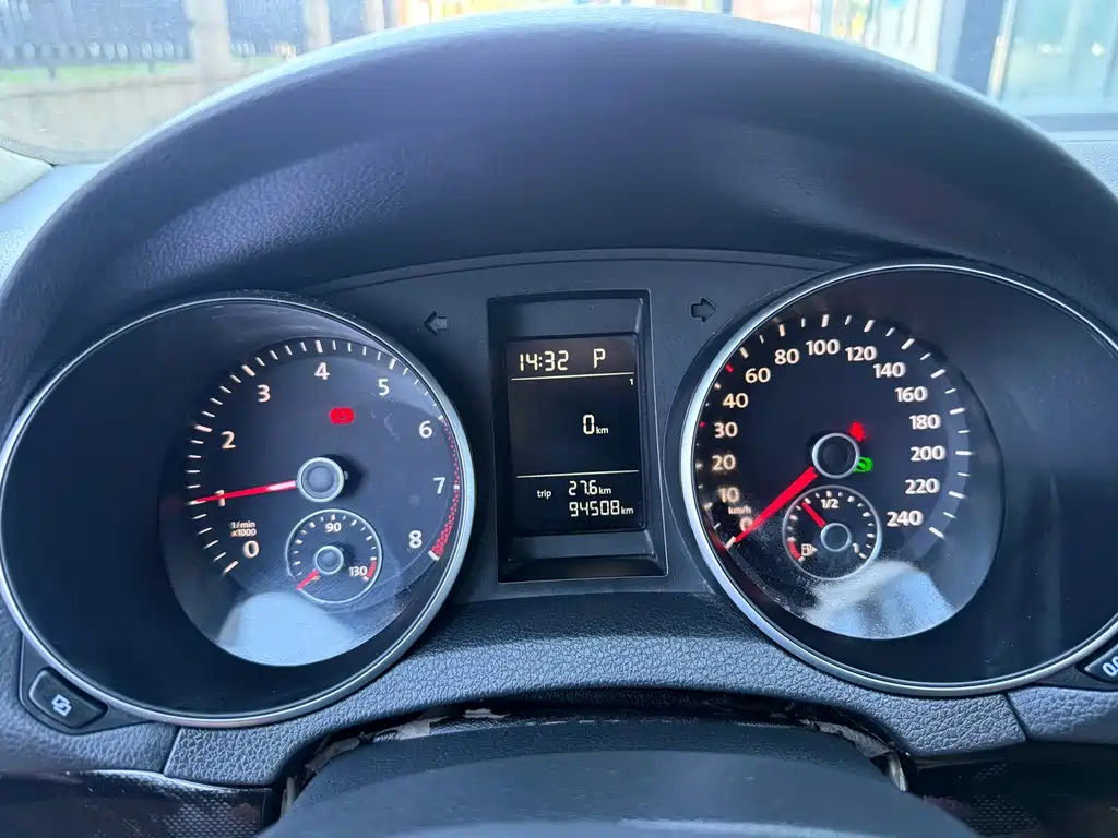 Volkswagen Golf — миниатюра 15