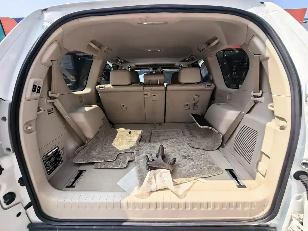 Toyota Prado — миниатюра 12