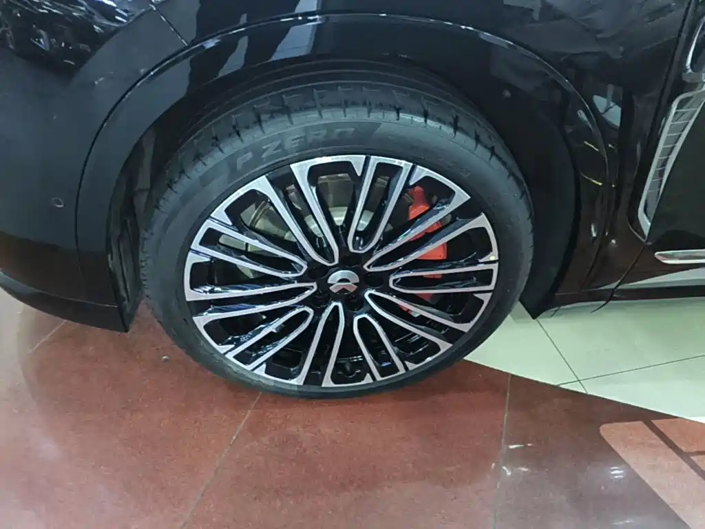 NIO ES8 — миниатюра 23