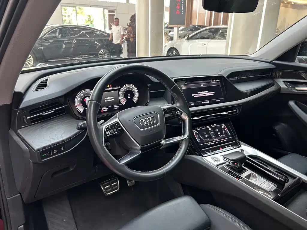 Audi Q6 — миниатюра 14