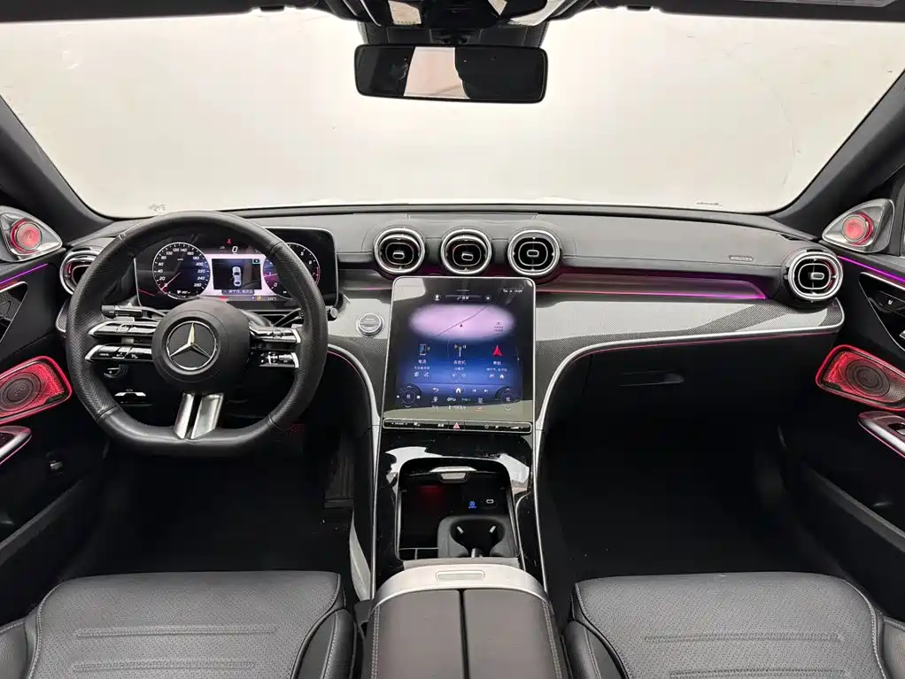 Mercedes-Benz C-Class — миниатюра 10